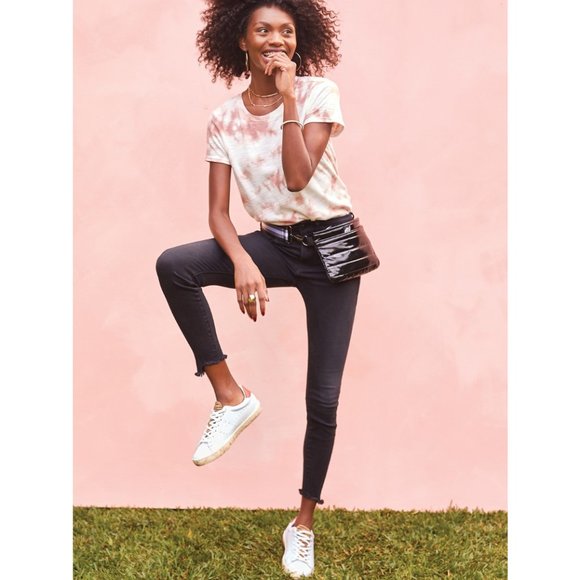 Good American Good Legs Step Hem Black Skinny Jeans 2 / 26" - Picture 6 of 11